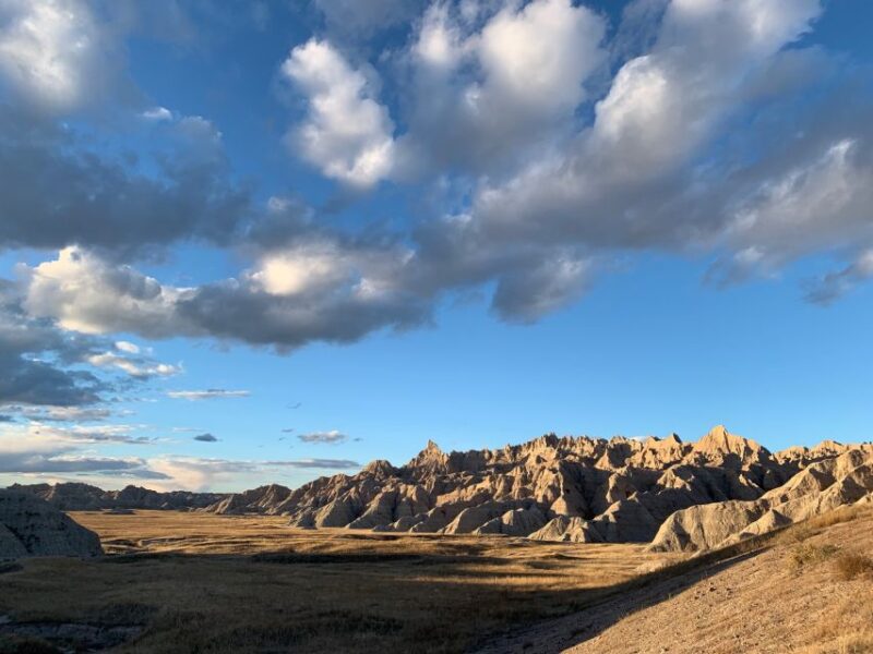 Badlands National Park Private Tour - Exploring the Geology of Badlands National Park