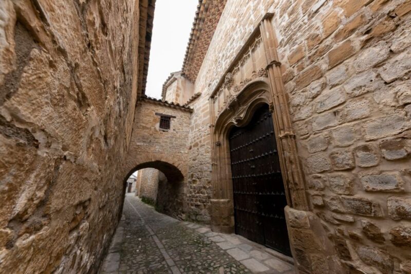 Baeza: Baeza Cathedral Entry Ticket - The VR 360º Experience: Transporting You Back to the Past