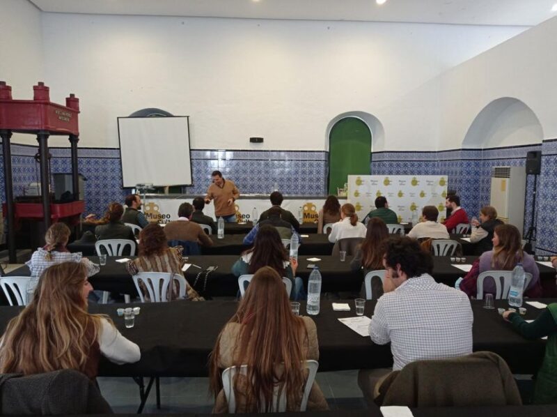 Baeza: Oil Tourism at Hacienda La Laguna - Who Will Most Appreciate This Tour