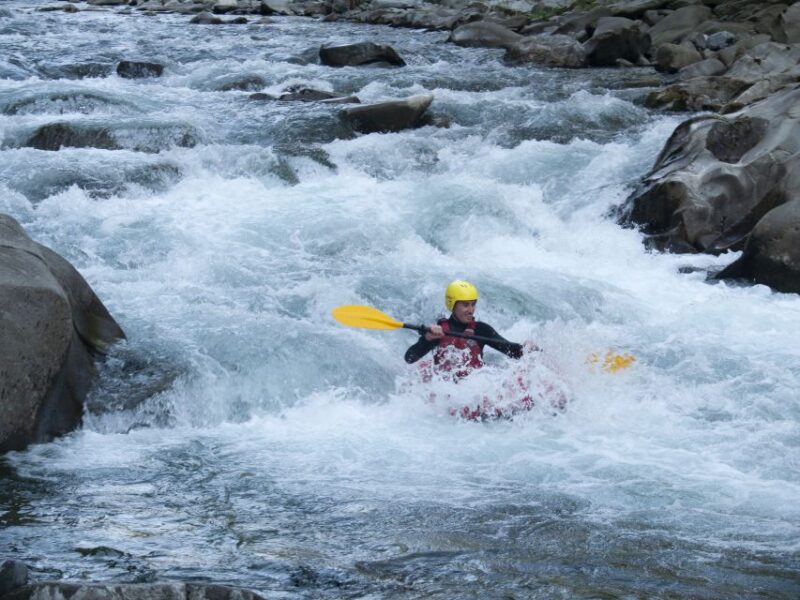 Bagni di Lucca: Lima/Serchio Rivers Guided Kayaking Tour - How the Guided Kayaking Experience Unfolds
