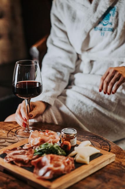 Bagno di Romagna: 2 hours Thermal Pool + Aperitif - The Location: Bagno di Romagna’s Natural and Historic Charm