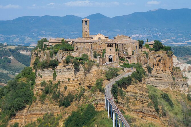 Bagnoregio & Orvieto Day Trip from Rome with Wine Tasting & Lunch - Guide Expertise and Tour Pacing