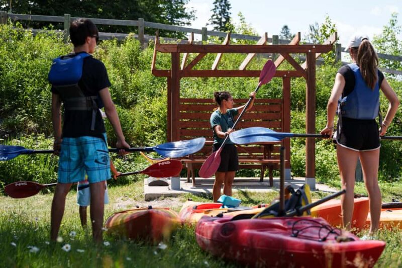 Baie-Saint-Paul - Gouffre River, kayak descent: 20 km of adventure - Starting Point and Logistics Details
