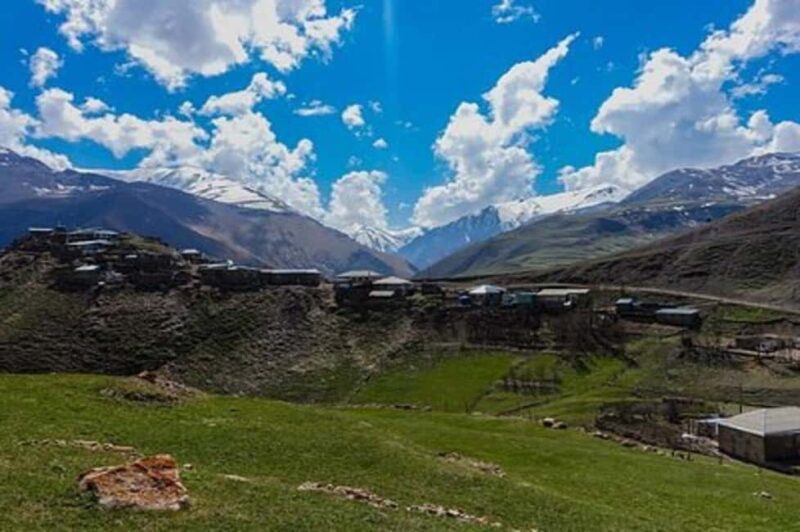 Baku to Gabala: Nij Village Guided Tour, Udi Church Visit - Scenic Beauty of Nij Village and Its Surroundings