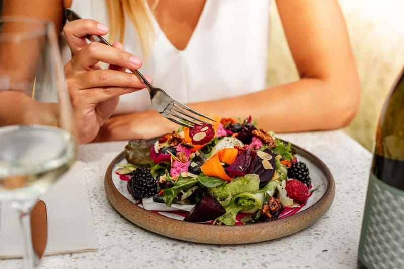 Balatonfüred: Zelna Wine Bistro Tasting Experience - The Atmosphere and Setting at Zelna Wine Bistro