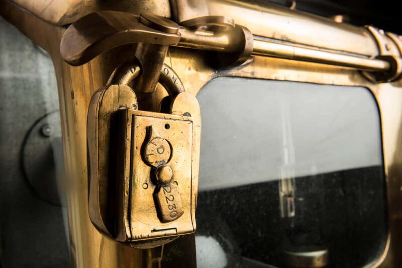 Ballindalloch: Distillery Short Tour and Drams - Practical Details: Duration, Group Size, and Accessibility