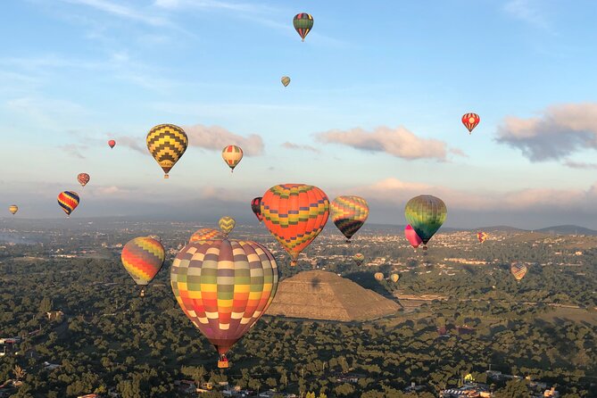 Balloon flight in Teotihuacán from Mexico City - Experience the Magic of a Balloon Flight Over Teotihuacán for $147.72