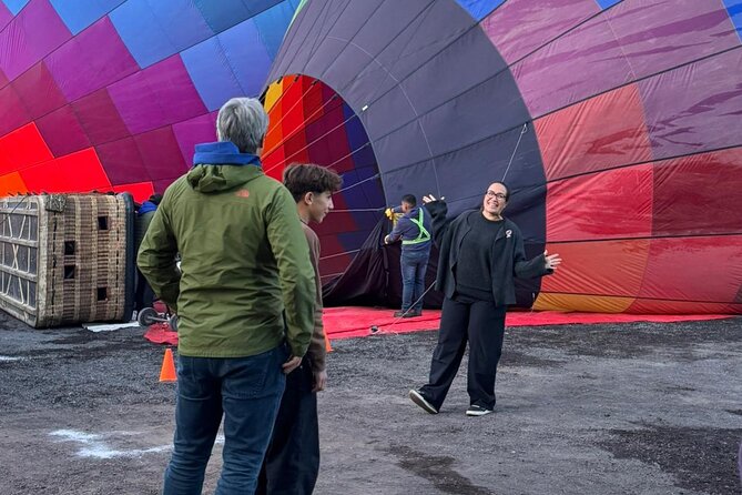 Balloon flight over Teotihuacan - Logistics: Timing, Group Size, and Weather Considerations