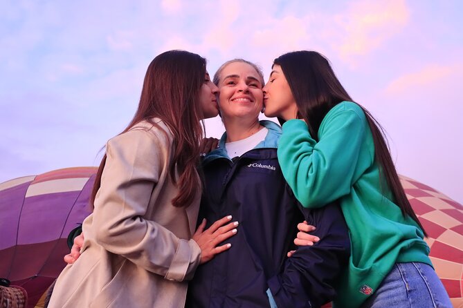 Balloon flight through Teotihuacan + Transportation CDMX + Pyramids - Logistics and Group Size for a Smooth Experience