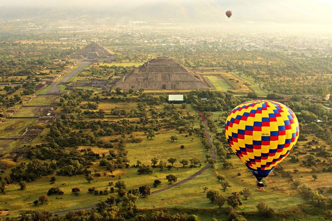 Balloon Flight with Breakfast in a Natural Cave and Transportation from CDMX - Learning About Teotihuacán Culture at Tlalocan Artisans Workshop