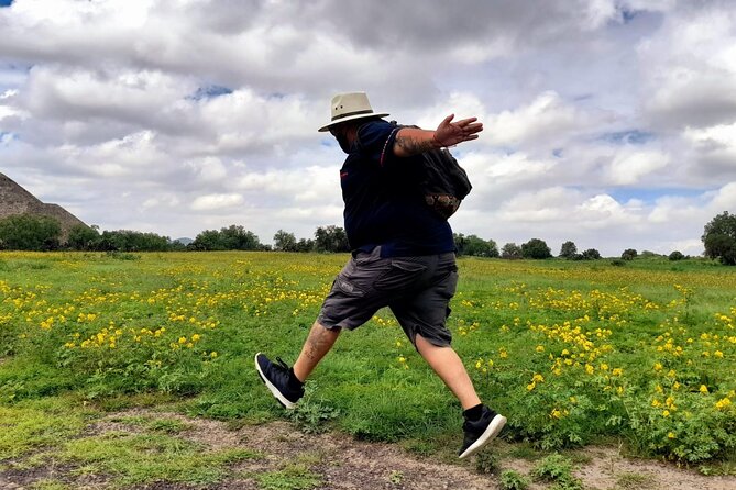 Balloon flight with private transportation and guided tour to Teotihuacán - Best Time to Book and Weather Considerations