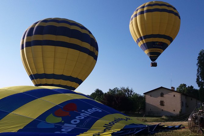 Balloon Ride over Catalonia with optional Pick-up from Barcelona - Post-Flight Brunch and Certificate Presentation