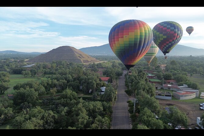 Balloon Ride with Breakfast in Cave from CDMX - Obsidian and Maguey Workshop: Learning About Teotihuacan Culture