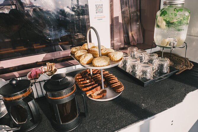 Balos & Gramvousa Luxury Catamaran Sailing Cruise from Kissamos - Food and Drinks: Quality and Variety