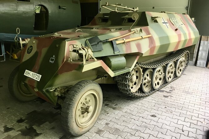 Band of Brothers in Holland Private Tour from Amsterdam - Contested Sites at Koevering and Eerde Mill