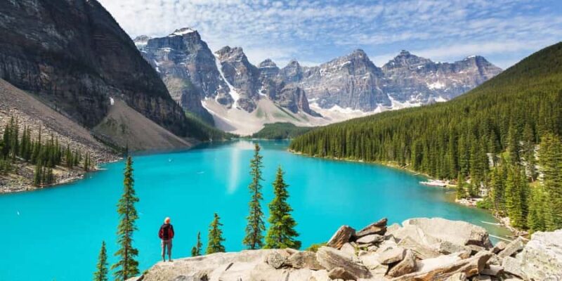 Banff/Calgary:Lake Louise,Moraine Lake,Emerald Lake Day Tour - Exploring Lake Louise: The Crown Jewel of the Rockies