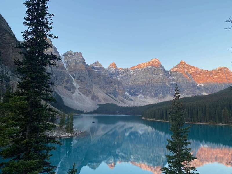 Banff/Canmore: Moraine Lake w/ Lake Louise Option - Easy and Convenient Logistics with Pickup and Transport