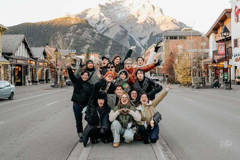 Banff Explorer Private Tour with Moraine Lake & Lake Louise - Discover the Canadian Rockies in Comfort and Style