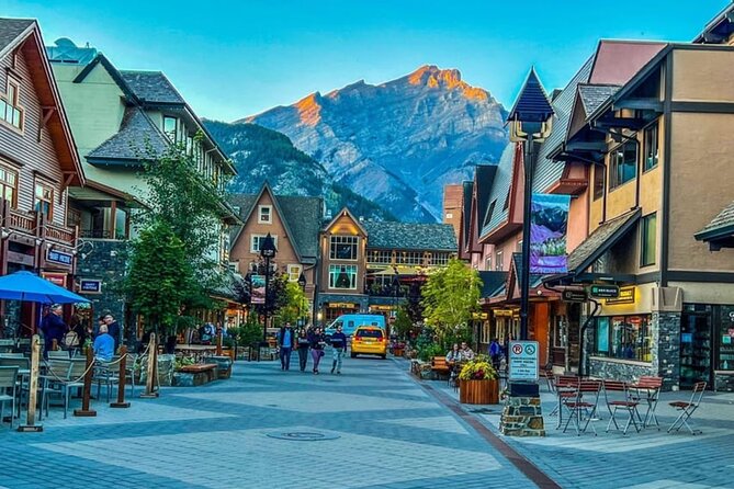 Banff: Gondola, Hot Spring and Three Lakes Tour - Surprise Corner’s Panoramic Vista of the Fairmont Banff Springs Hotel