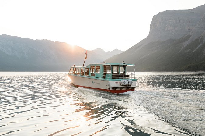 Banff Gondola & Lake Minnewanka Cruise Combo - Who Will Appreciate This Combo Tour?