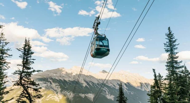 Banff: Gondola,Three Lakes and Banff Town Day Trip - Discover the Highlights of Banff in a Full-Day Tour