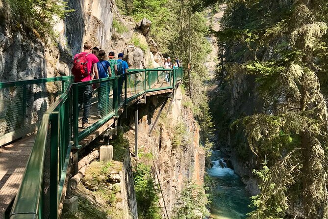 Banff Highlights:Johnston Canyon, Lake Louise & Moraine Lake Tour - Practical Details and Booking Policies