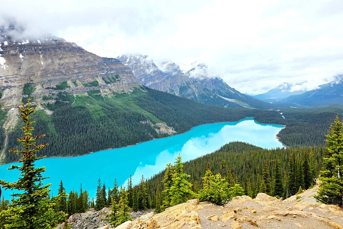 Banff Lake Louise and Icefield Parkway Private Tour Sightseeing - Discover the Ultimate Private Tour of the Canadian Rockies for Up to Five People