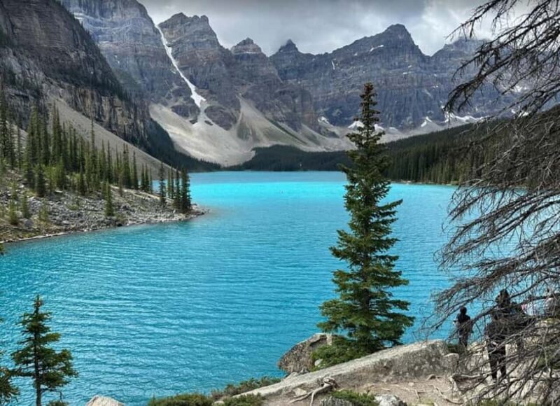 Banff: Lake Louise and Moraine Lake Tour with Pickup & Drop - Practical Details and What to Bring