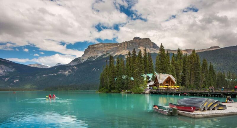 Banff: Lake Louise, Emerald Lake, and Moraine Lake Tour - Comparing This Tour to Similar Options