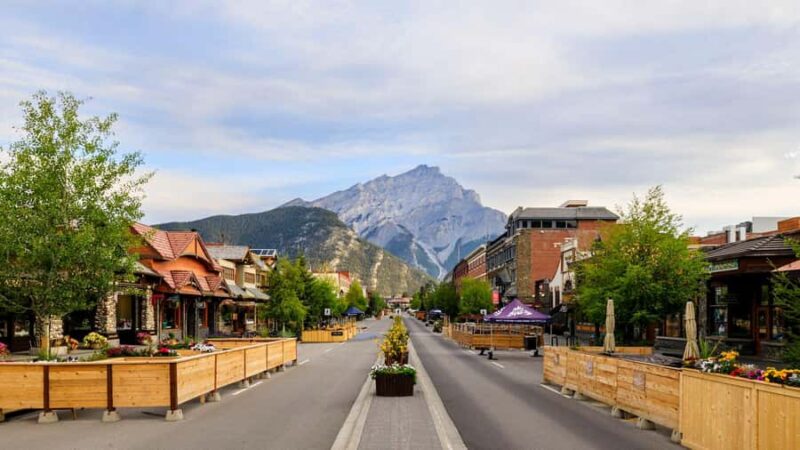 Banff: Lake Louise, Emerald, Marble Canyon and Yoho Tour - Optional Final Stop in Banff Town or Bow Falls