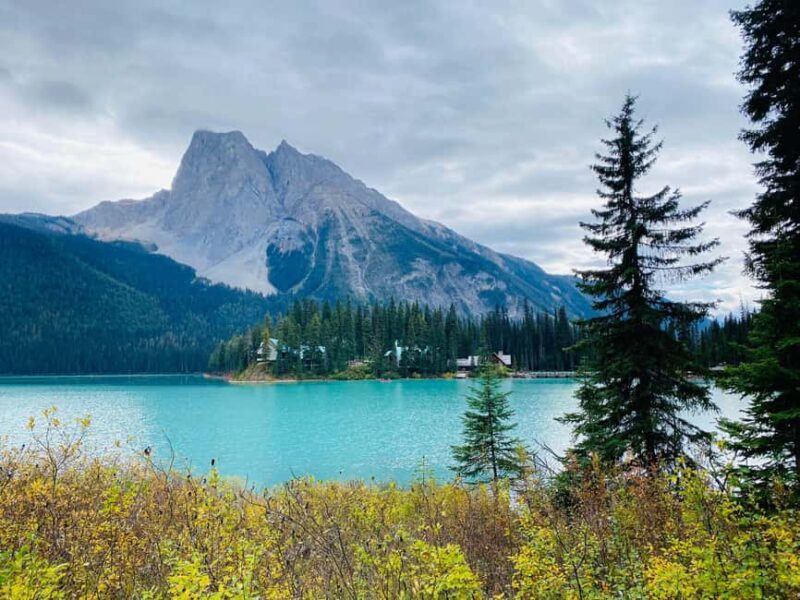 Banff Lake Louise, Moraine, Emerald Lake and Johnston Canyon - Practical Logistics and Tour Comfort