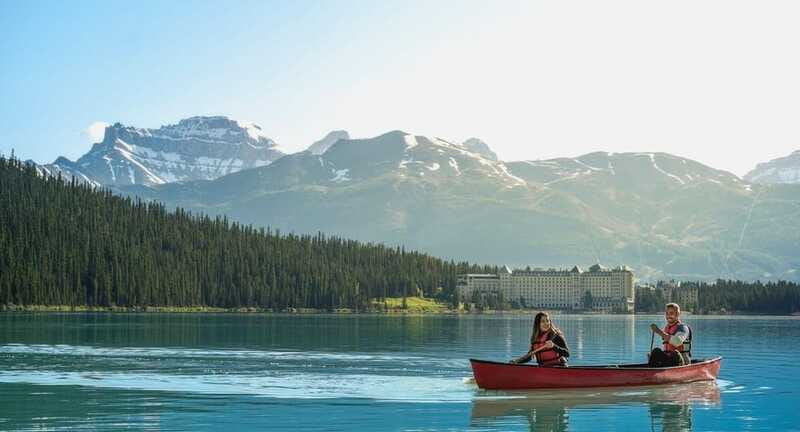 Banff: Lake Louise,Emerald & Johnston Canyon+5More - The Convenience of Round-Trip Transport and Guided Expertise
