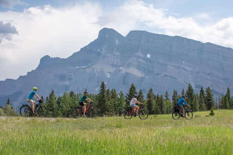 Banff: Mountain Lakeside Guided E-Bike Tour - Using the Modern E-Bikes: Comfort and Ease