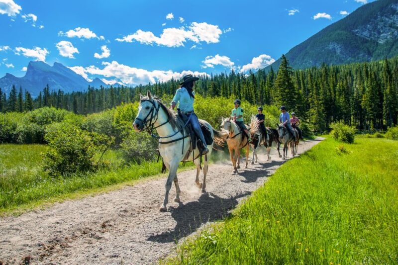 Banff National Park: 1-Hour Bow River Horseback Ride - Riding Along the Bow River and Past the Cave and Basin
