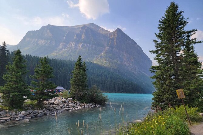 Banff National Park Exclusive Small Group Tour - Exploring the Charming Town of Banff with Time for Lunch