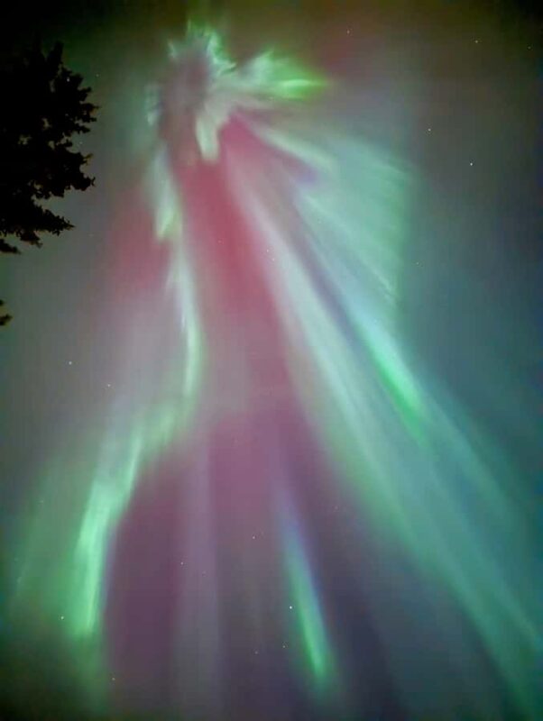 Banff Nightfall: Lake Minnewanka & Two Jack Stargazing Tour - Suitable for Families and All Skill Levels