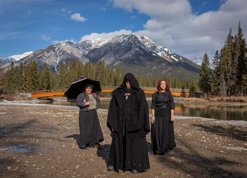 Banff: Paranormal History Walking Ghost Tour - The Guide’s Role and Storytelling Style