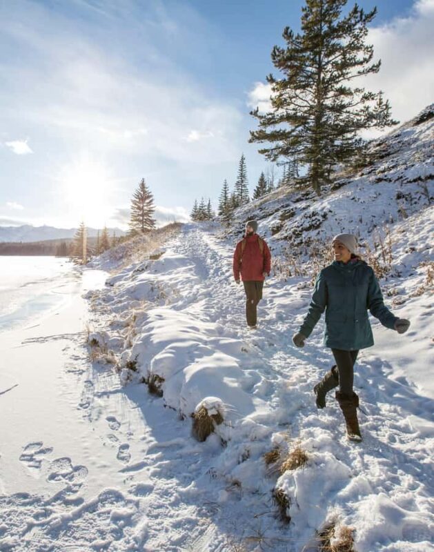 Banff: PRIVATE Guided Nature Walk - 2hrs - Practical Details and Booking Flexibility