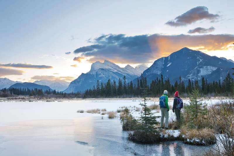 Banff PRIVATE Guided Nature Walk + Transportation - 2.5H - Flexibility and Cancellation Policy