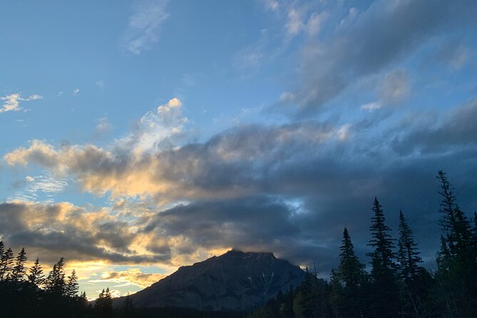 Banff Sunset and Stargazing Tour - 2hr Walking Tour - Practical Tips for a Night Walk in Banff