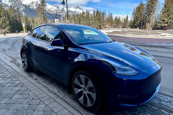 Banff to Calgary or YYC Airport | Private Transfer - Seamless Pickup and Drop-off Options in Calgary