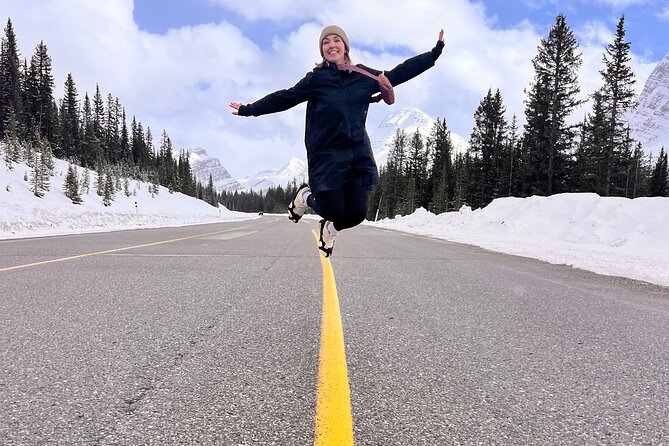 Banff to Columbia Icefield and Peyto Lake with Crowfoot Glacier - Peyto Lakes Wolf-Shaped Viewpoint