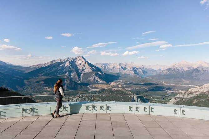 Banff Tour with Gondola & Lake Cruise - roundtrip from Calgary - Key Points