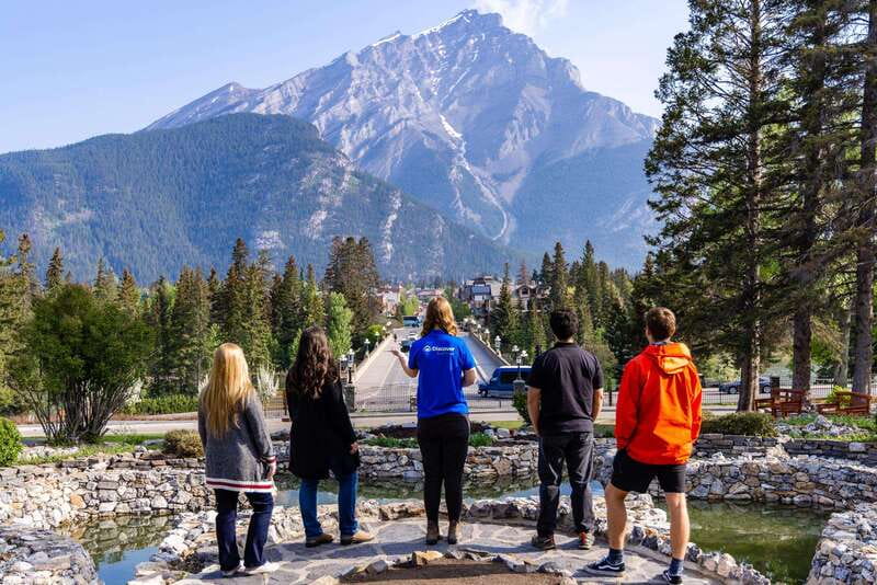 Banff: Wildlife and Sightseeing Minibus Tour - Key Points