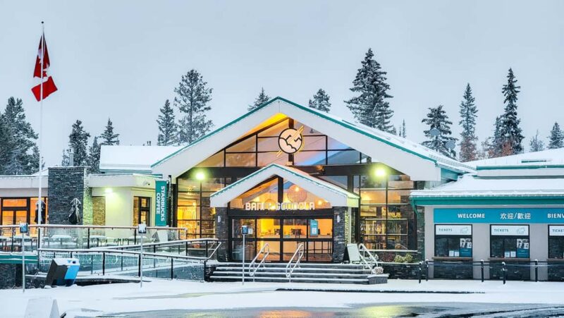 Banff: Winter Tour with Dinner & Nightrise at Banff Gondola - Dining at the Northern Lights Alpine Kitchen