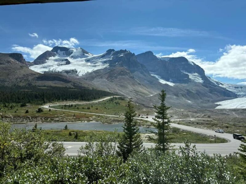 Banff:Crowfoot Glacier, 4 Lakes and Johnston Canyon tour - Key Points