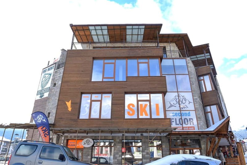 Bansko: Ski and Snowboard equipment rental - Discover the Best Ski and Snowboard Equipment Rental in Bansko