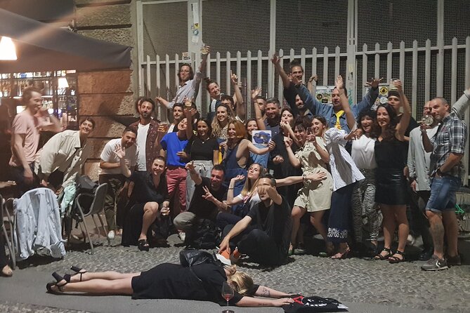 Bar Hopping in Milan - Iconic Photo and Refreshment at Duomo di Milano