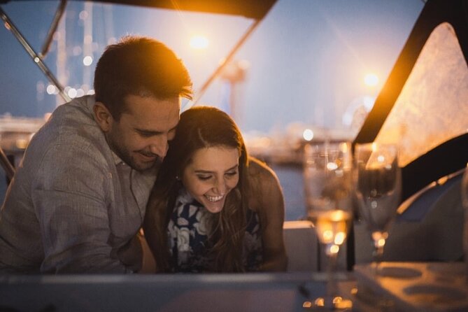 Barcelona 1-hour Boat Trip with Cava and Snacks - Inclusive Drinks and Snacks: A Toast to Barcelona