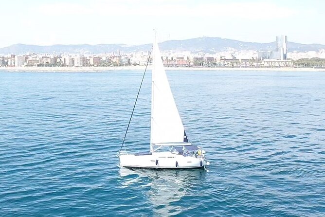 Barcelona 1-hour Boat Trip with Cava and Snacks - What Makes This Boat Trip Stand Out?